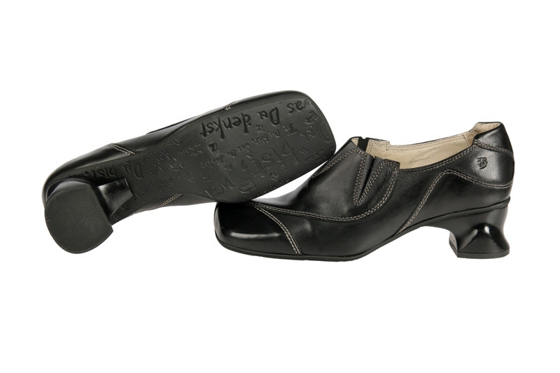 Tiggers Gaia 3 karree Pumps BTC-11528 in schwarz