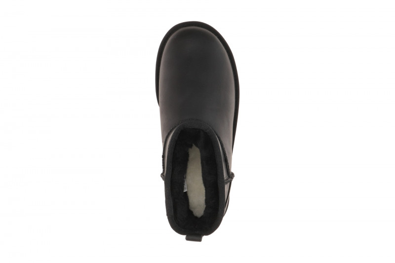 UGG Classic Ultra Mini Stiefelette schwarz Fettleder