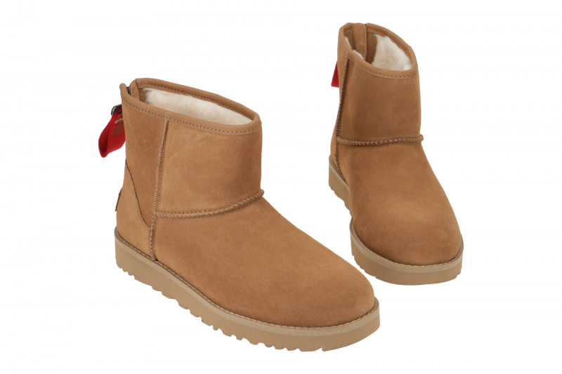 UGG Boots Classic Mini Logo Zip Stiefelette braun 1122671