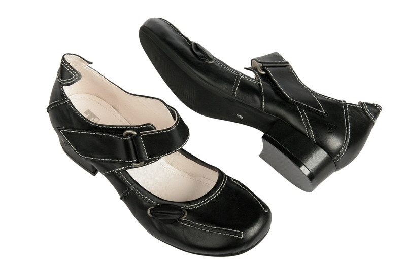 Tiggers Lori Pumps in schwarz Lederfutter