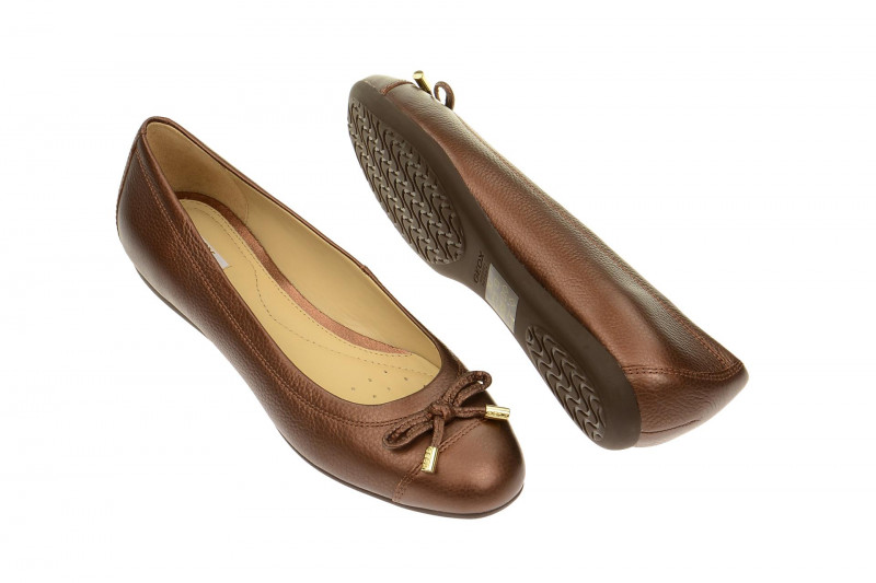 Geox Respira Lola A Ballerina in kupfer braun