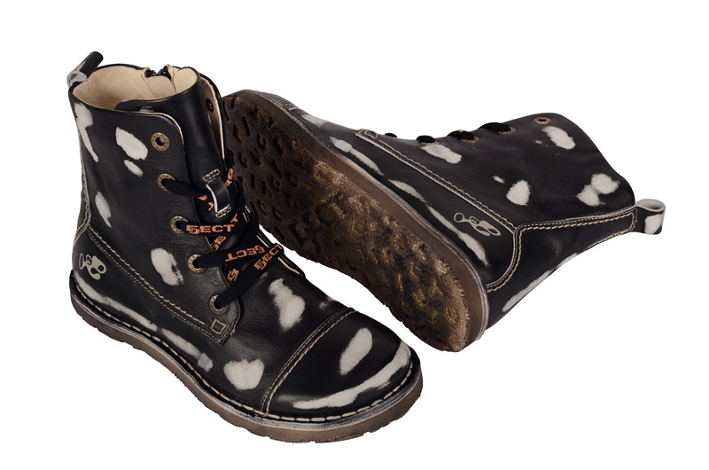 Eject SonySerap Boots in schwarz weiß E-15037.1