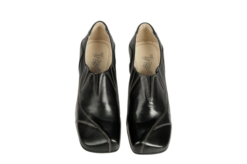 Tiggers Gaia 3 karree Pumps BTC-11528 in schwarz