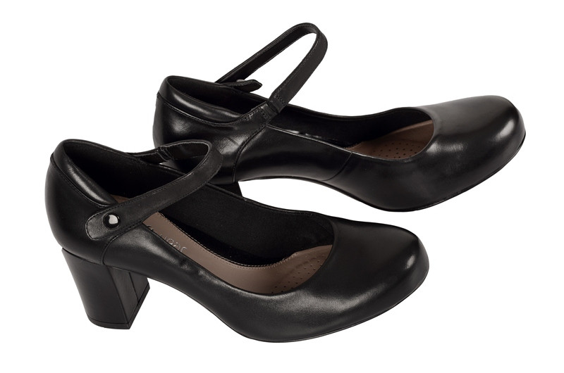 Clarks Deva Dolly Riemchen Pumps in schwarz Glattleder