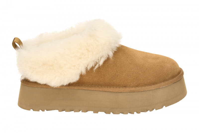 UGG Tazzele Boots Plateau Slipper braun chestnut Warmfutter