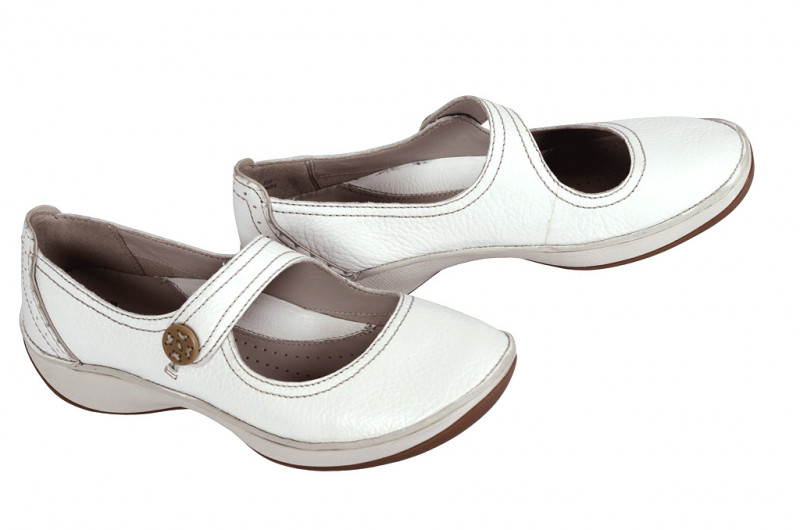 Clarks Fairlie Lake Schuhe in weiß Slipper 20352956