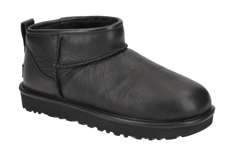 UGG Stiefel schwarz Glattleder Classic Ultra Mini