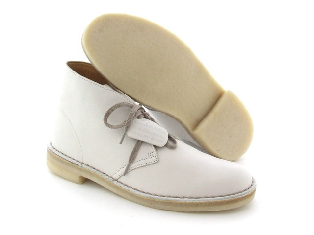 Clarks Desert Boots Schuhe in weiß 20324904