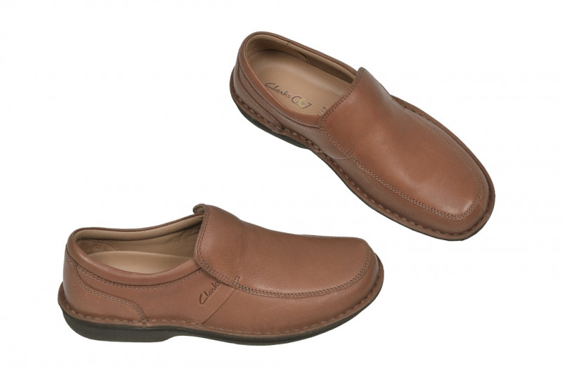 Clarks Slipper Sentry Slip braun H-Weite
