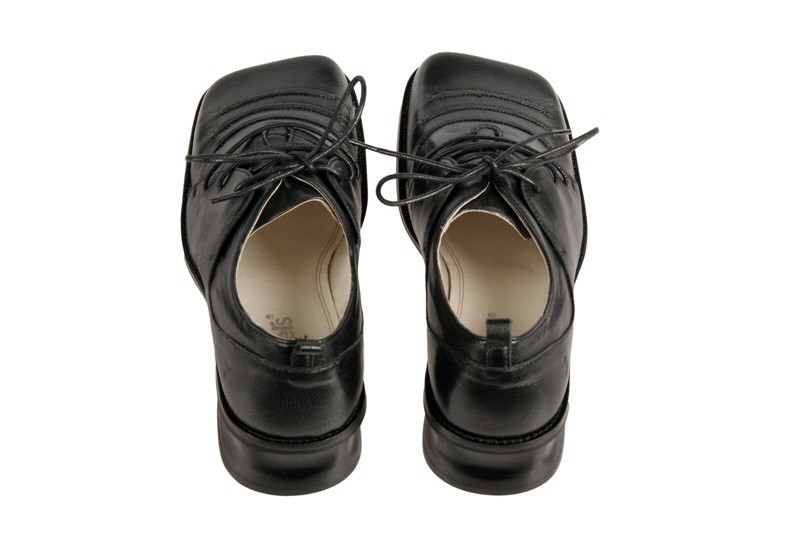 Tiggers Yvonne 3 Schuhe karree schwarz BTC-8601