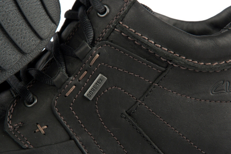 Clarks Storm Path GTX Schuhe in schwarz mit Gore-Tex