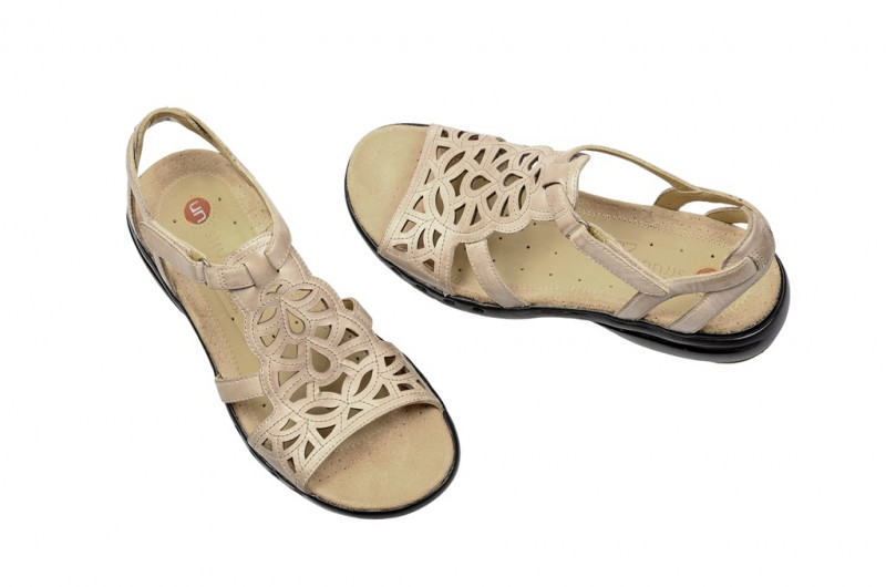 Clarks Un Sugar Sandale braun tan 20354682