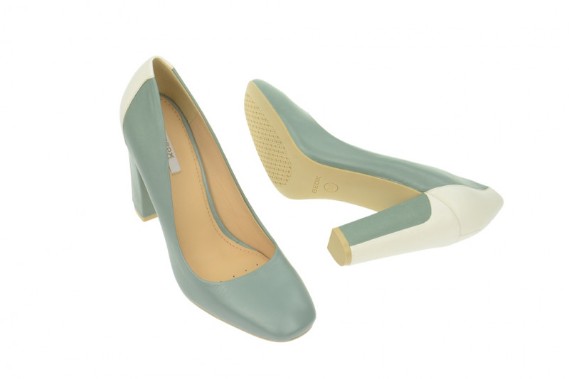 Geox Pumps blau Gr 39