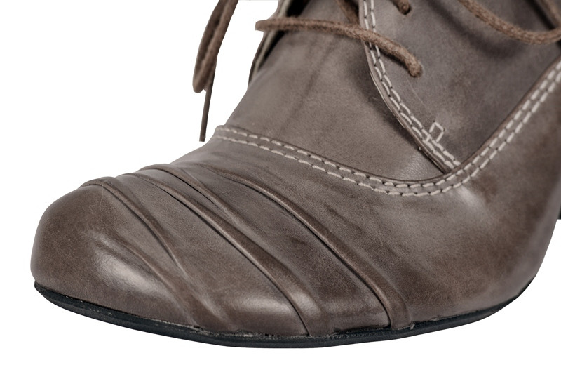 Tiggers Ginger 1_1 Pumps in dust grau