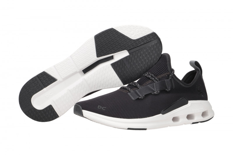 On CloudEasy Schuhe schwarz Damen Sport 76.98441