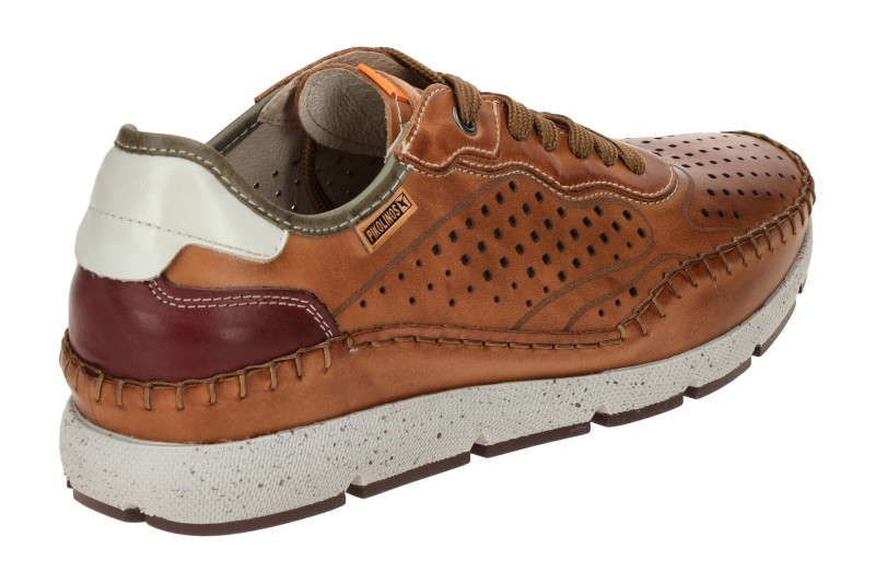 Pikolinos Fuencarral Schuhe braun gelocht M4U-6276C1