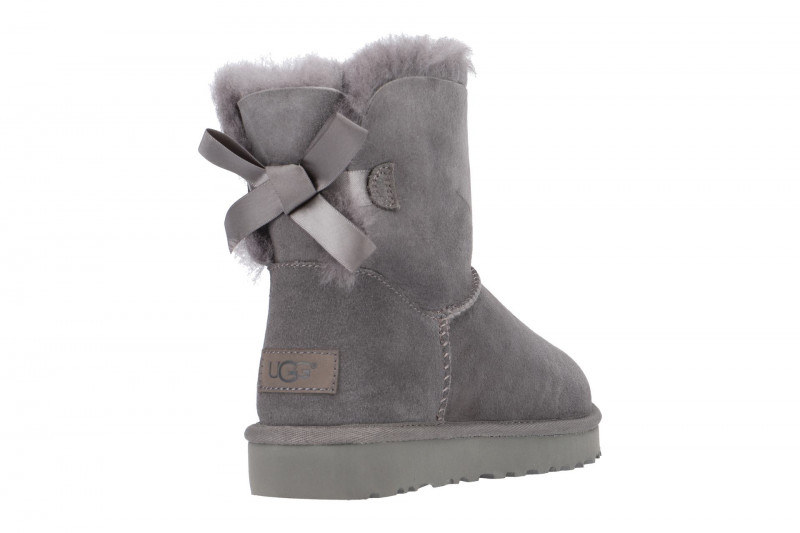 UGG Stiefel grau Mini Bailey Bow II