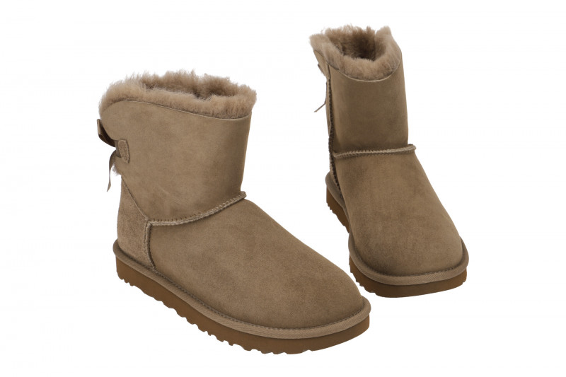 UGG Stiefel braun hickory Mini Bailey Bow II