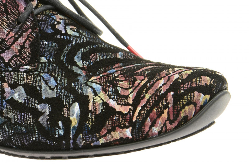 Think Chilli Schuhe schwarz effekt