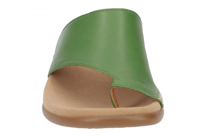 Gabor Pantolette grün Nappa Zehentrenner
