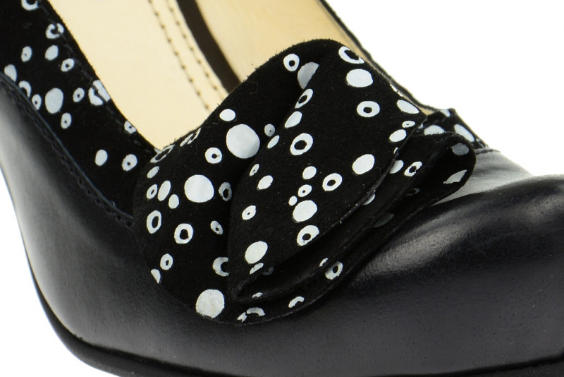 Tiggers Wave 1 Pumps in schwarz