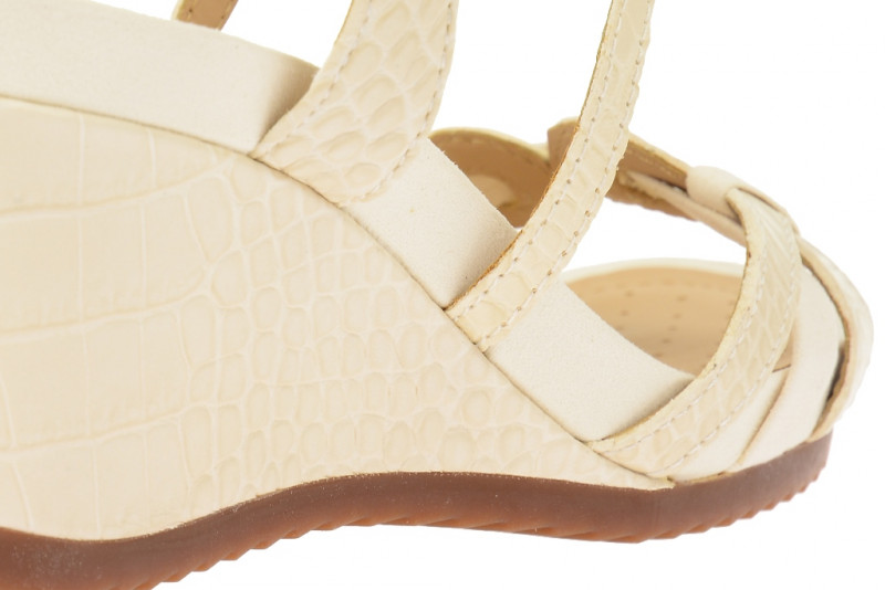 Geox Rorie Keil Sandale milk beige D42P3A