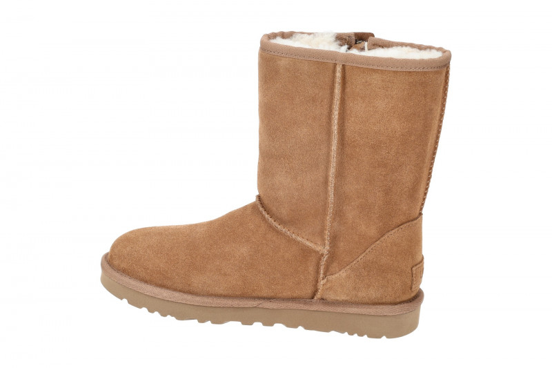 UGG Classic Short Bailey Zip Stiefel braun chestnut 1144043