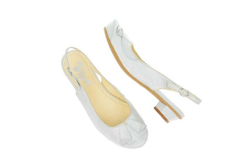 Tiggers Sling Pumps Sara in weiß Lackleder