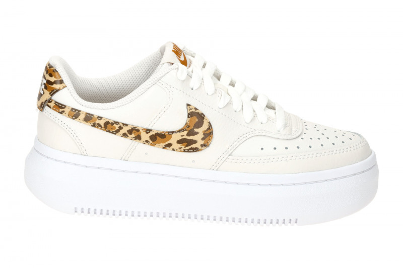 NIKE Court Vision Alta Sneaker beige Damen Plateau DM0113