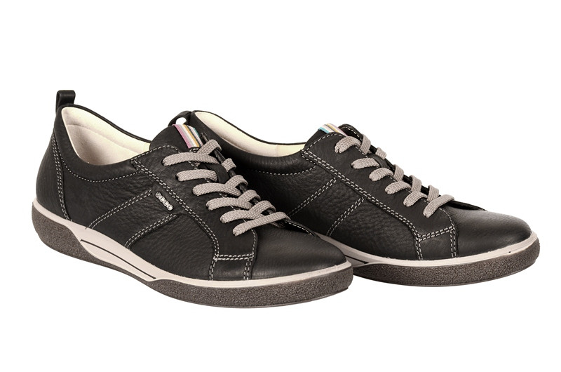 Ecco Chase Lace Schuhe in schwarz 231003 11001