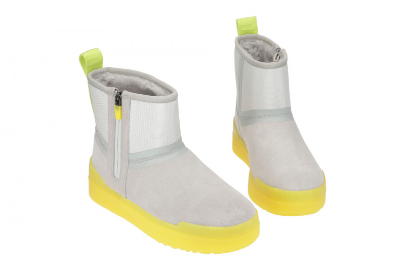 UGG Classic Tech Mini Stiefel Boots grau gelb