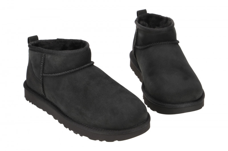 UGG Classic Ultra Mini Stiefelette schwarz