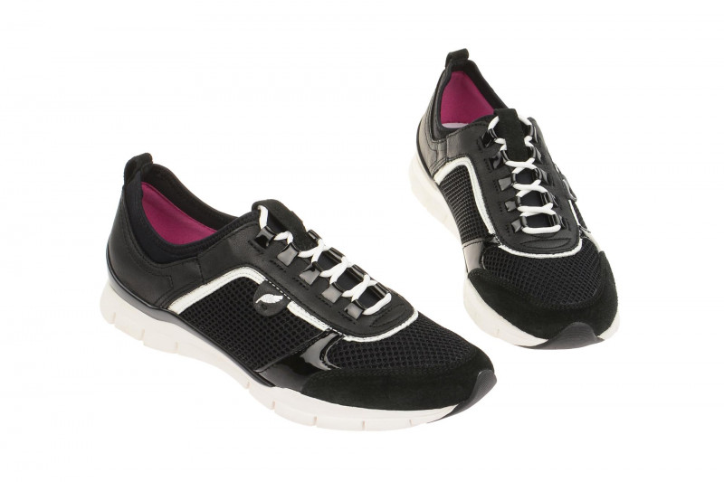 Geox Respira Sukie B Sneakers in schwarz Damenschuhe