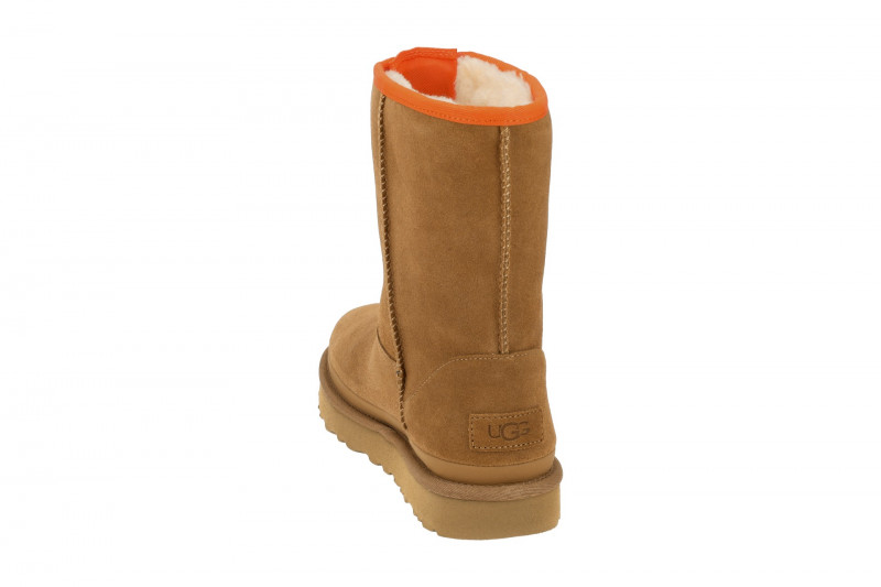 UGG CLASSIC SHORT ZIPPER TAPE LOGO Stiefel braun orange 1144035