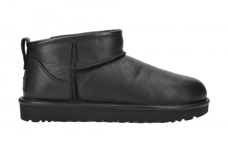 UGG Stiefel schwarz Glattleder Classic Ultra Mini