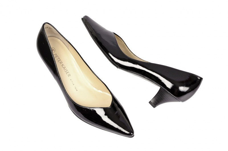 Peter Kaiser Digone 45 Pumps in schwarz Lackleder