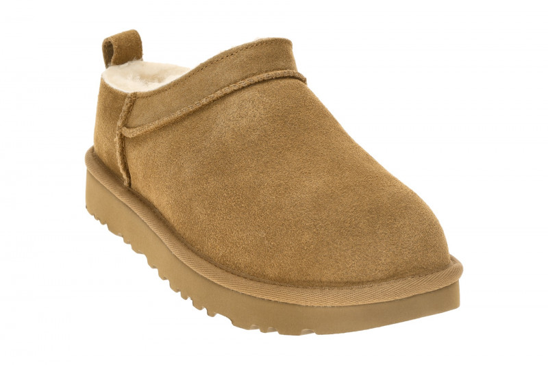 UGG Classic Micro Boots Slipper braun chestnut Warmfutter