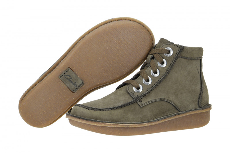 Clarks Funny Cedar Schuhe Boots grün olive 26173886