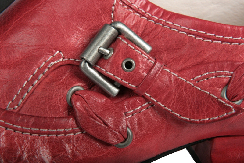 Tiggers Lori W121 Slipper rot Lederfutter