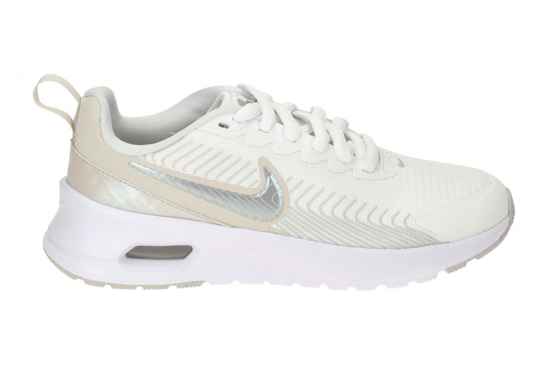 NIKE AIR MAX Nuaxis Schuhe weiß silber metallic Schimmer Damen