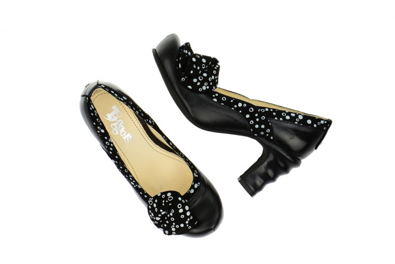 Tiggers Wave 1 Pumps in schwarz