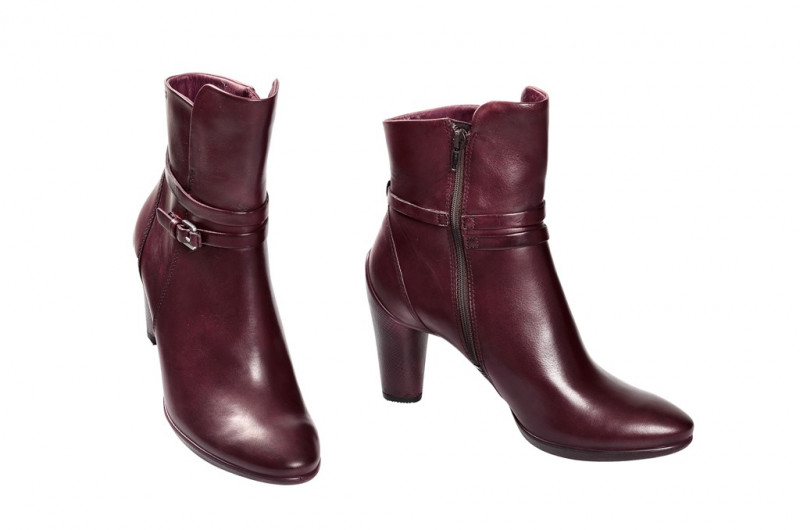 Ecco Sculptured 75 Stiefelette in dunkelrot 24266301070