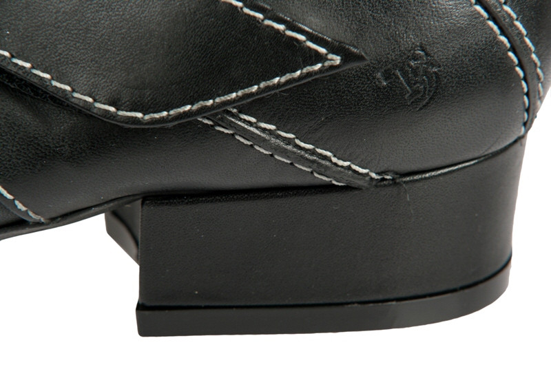 Tiggers Lori Pumps in schwarz Lederfutter