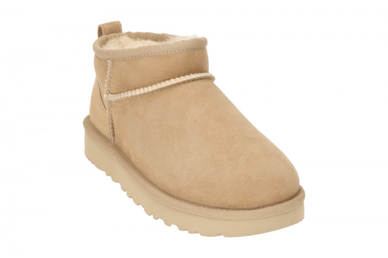 UGG Classic Ultra Mini Stiefelette sand beige