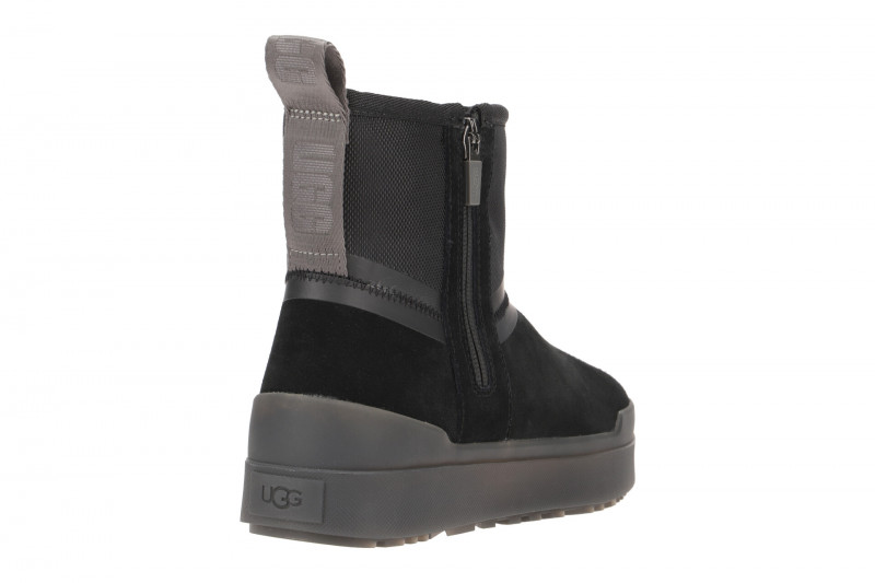 UGG Classic Tech Mini Stiefel schwarz 1116101