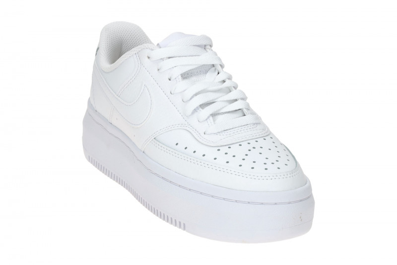 NIKE Court Vision Alta Sneaker weiß Damen Plateau