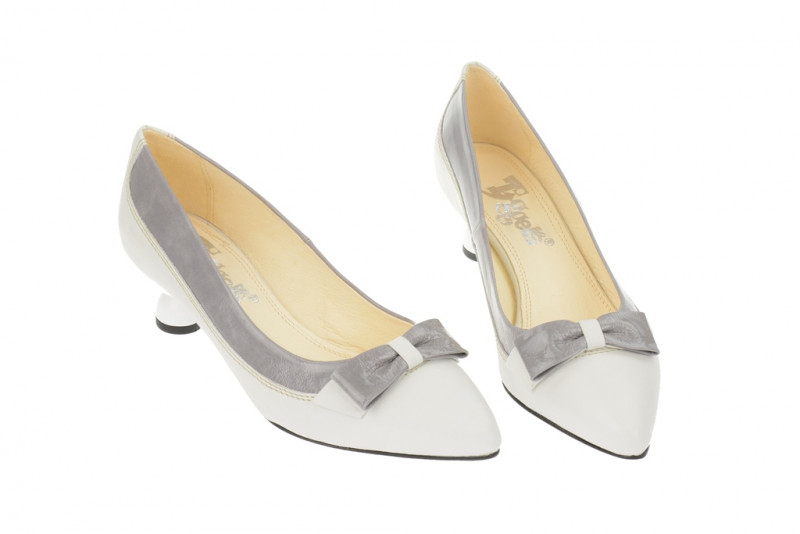 Tiggers Dana 4 Pumps in weiß grau