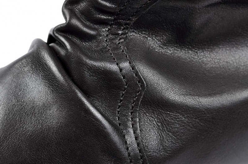 Think Guad Stiefelette schwarz 1-81288-00