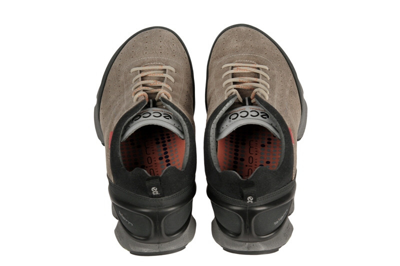 Ecco Biom Walk Lace Sportschuhe beige schwarz