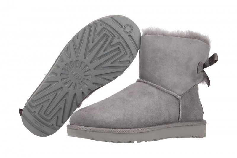 UGG Stiefel grau Mini Bailey Bow II